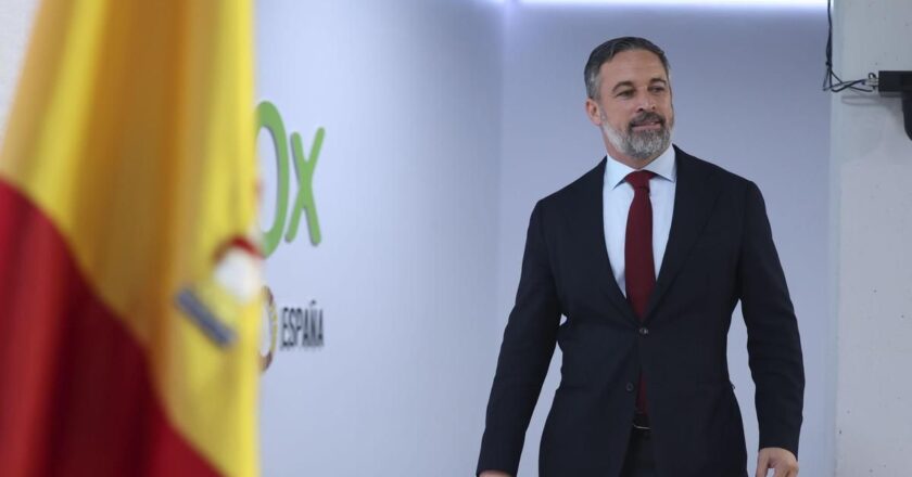 Vox sondea un “acuerdo” con el PP contra la unión de las izquierdas en el Senado