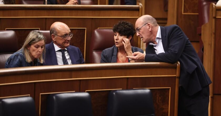 El PNV se inclina por salvar el primer decreto de vivienda con su voto decisivo en la Diputación Permanente y tumbar los alquileres indefinidos