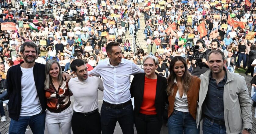 El Frente Amplio y Podemos intentan zanjar el debate de las siglas y llaman a “frenar al fascismo”