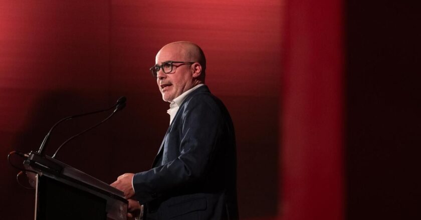 Dimite el delegado del Gobierno en Madrid tras quedarse fuera de las listas del PSOE para las elecciones