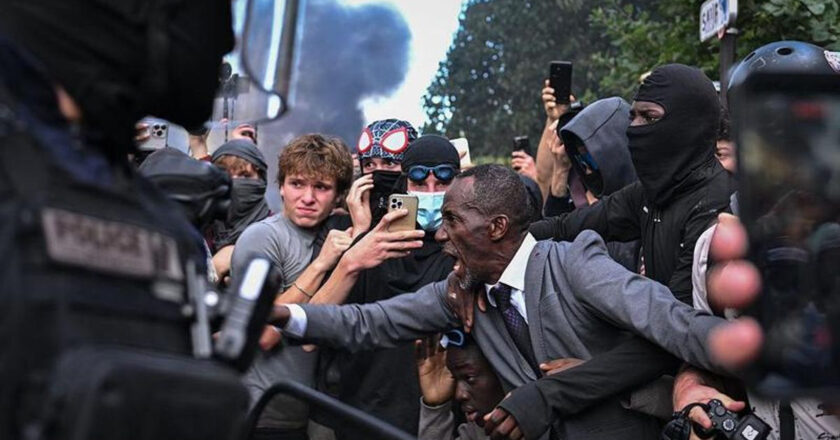 Bally Bagayoko, el alcalde insumiso que abandera el apoyo a las protestas en Francia y desata la ira de los ultras